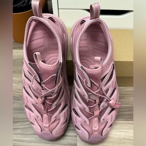 Hoka sandals (Hopara)